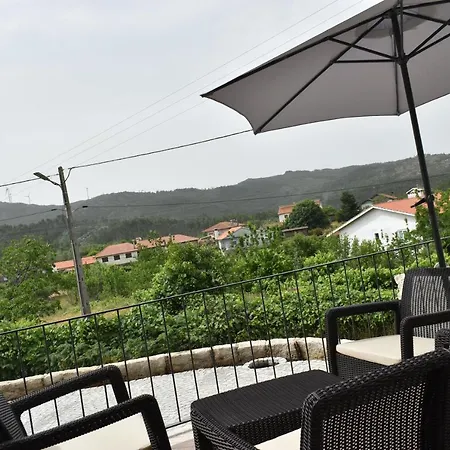 Casinhas Da Eira Caramulo Holiday home *