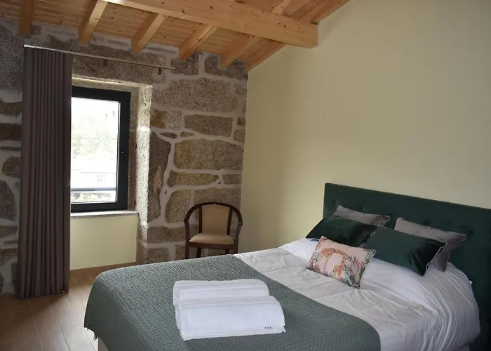 Casinhas Da Eira Caramulo * Arca